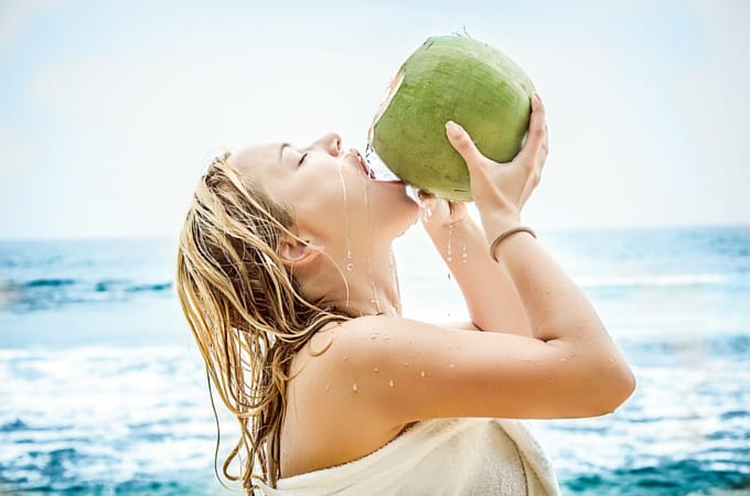 Minum Air Kelapa Saat Perut Kosong Ini Manfaatnya Matakepri Portal Berita Untuk Anda