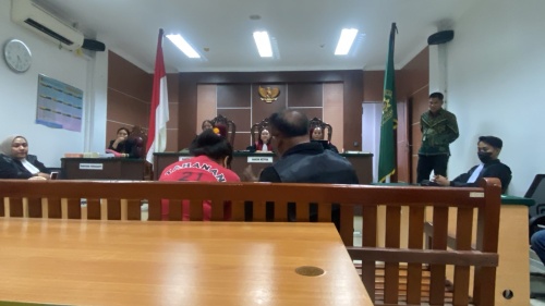 Pertimbangkan Status Tulang Punggung Keluarga, Terdakwa Penggelapan Divonis 8 Bulan Penjara
