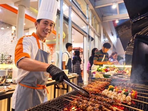 Harris Hotel Batam Luncurkan Promo Kuliner Sabtu Malam, Ada Diskon 20 Persen
