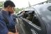 Whuadoh... Parkir Di DPRD Batam, Mobil Seorang Pengusaha Dibobol Specialis Pecah Kaca