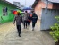 Meski Basah Kuyup, Kapolres Turun ke Lokasi Banjir yang Melanda Masyarakat Kecamatan Bintan Timur