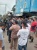 Pintu Masuk Disekat, Puluhan Pedagang Pasar dan Foudcourt Tiban Unjuk Rasa