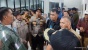 Rombongan Kapolres dan Bupati Natuna Temui Korban Longsor